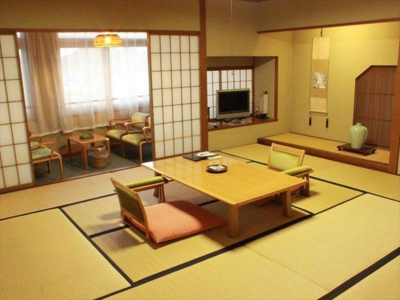 Manseiro Hotel Nachikatsuura Buitenkant foto